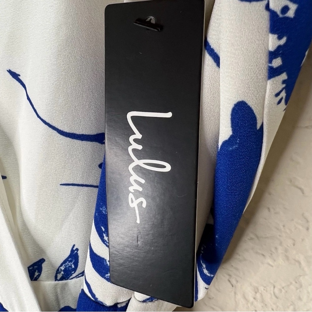 Lulu's White and Blue Floral Maxi Dress XL NWT - Picture 5 of 7